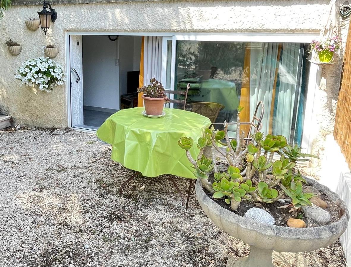 Cocooning Pujaut Exterior foto
